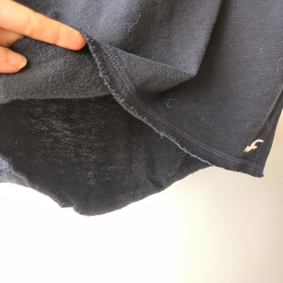 Hollister Navy Blue Top Size XS US - Picture 6 of 11